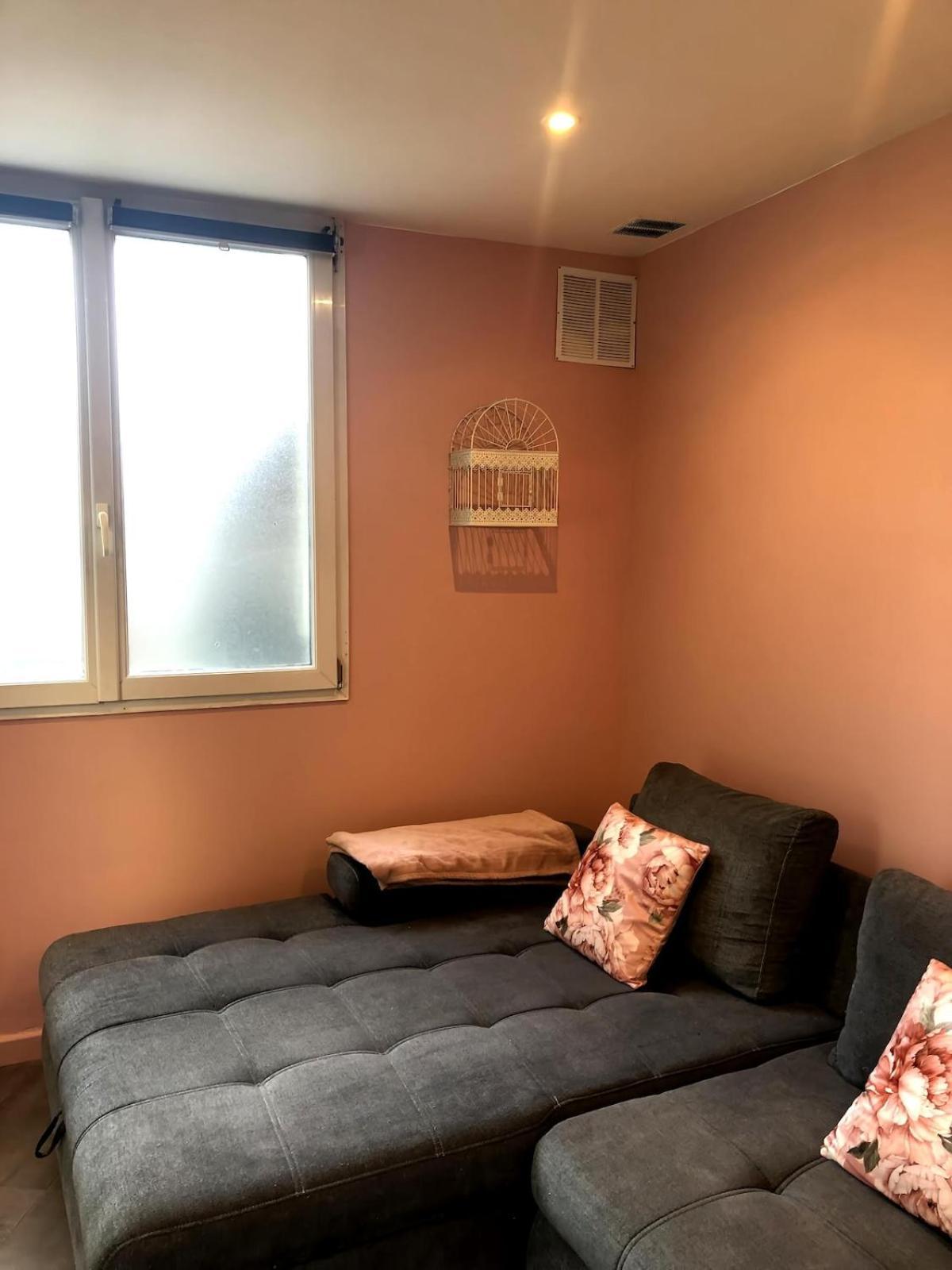 Petite Dependance Cosy Proche Aeroport Apartamento
